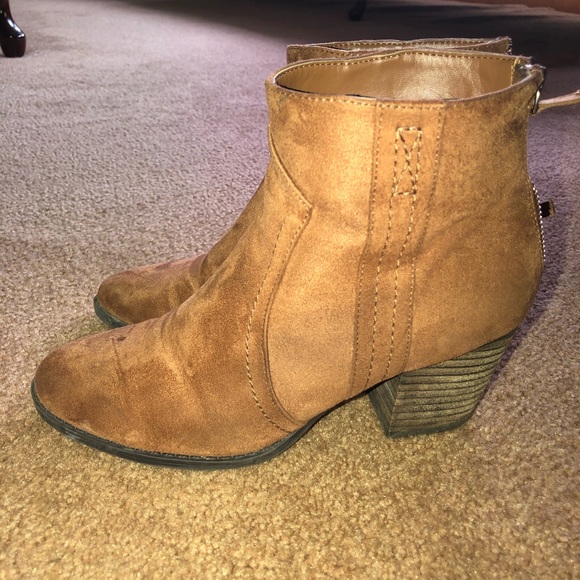 SOLD😁Call it Spring Booties😍 - Picture 7 of 8